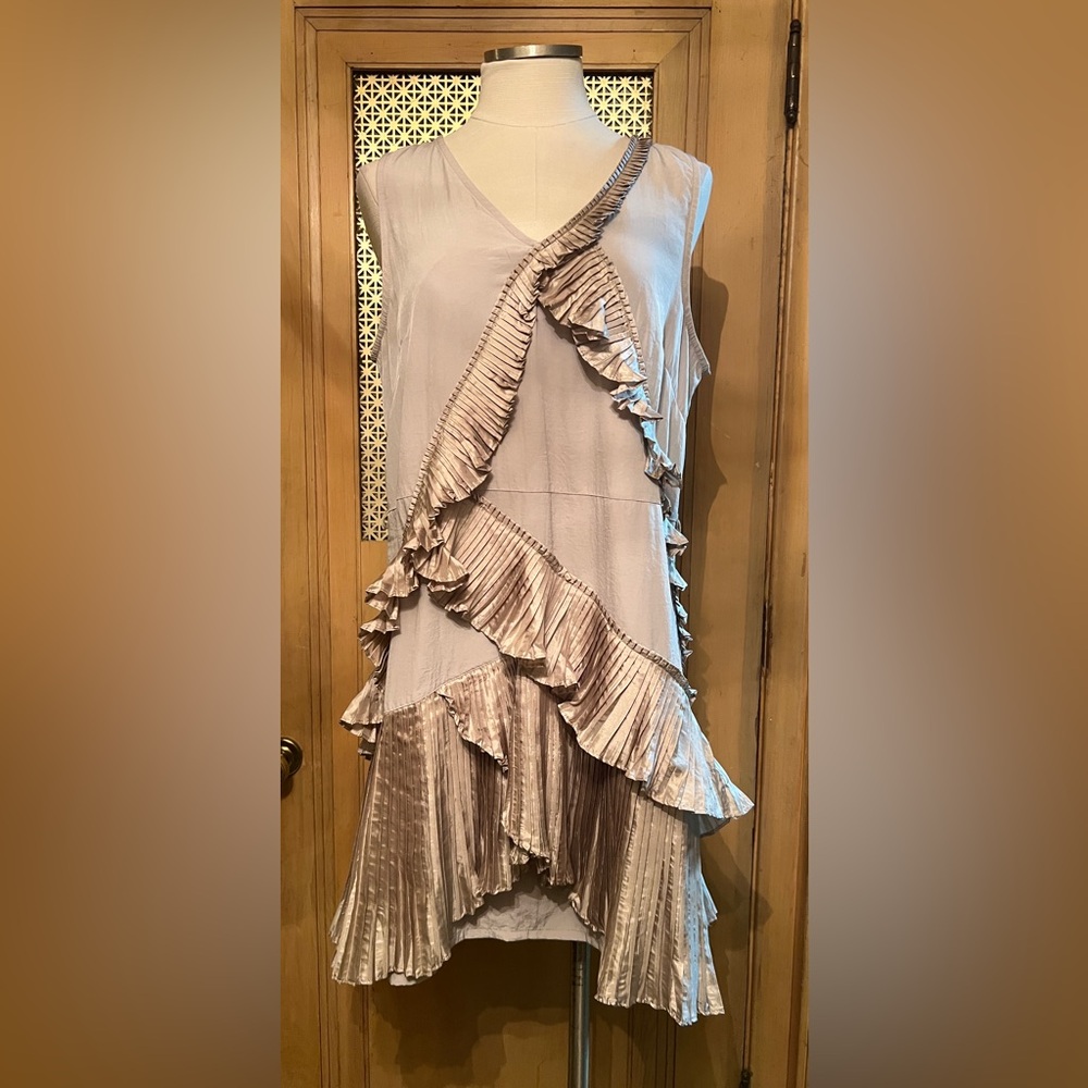 GAP champagne sleeveless dress 14